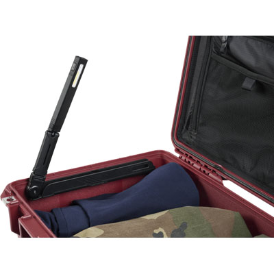 PELI_MODLIGHT_ONWHITE_TRAVEL_CASE_DETAIL_OPEN