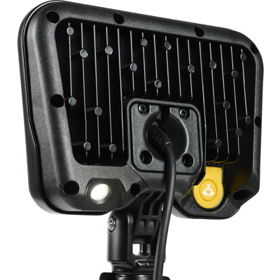 9750_DETAIL_LIGHT_ON