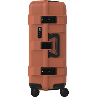 2024_Peli_TRVL_Med_IronClay_Side