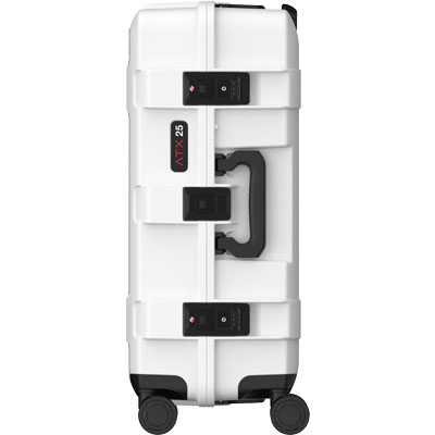 2026_Peli_TRVL_Med_LunarWhite_Side